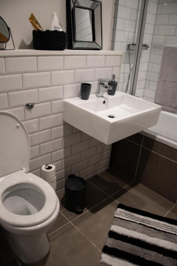 Bv Apt 2 Bedroom At Holmfirth Perfect Views Huddersfield Exterior photo